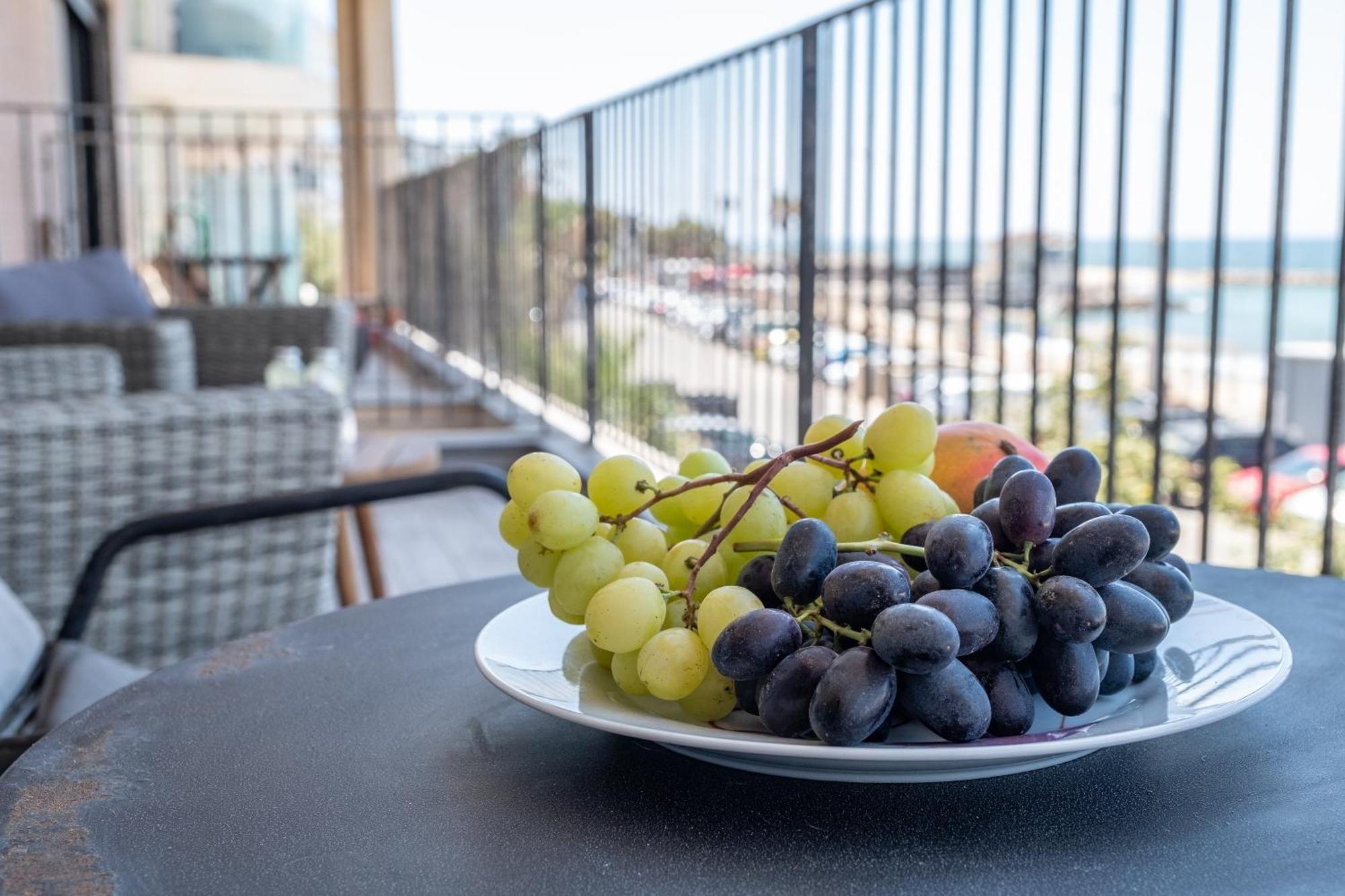 דירות חיפה Bat Galim Full Sea View Balcony By Sea N' Rent מראה חיצוני תמונה